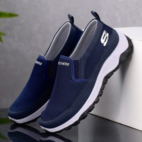 بوت سكيتشرز